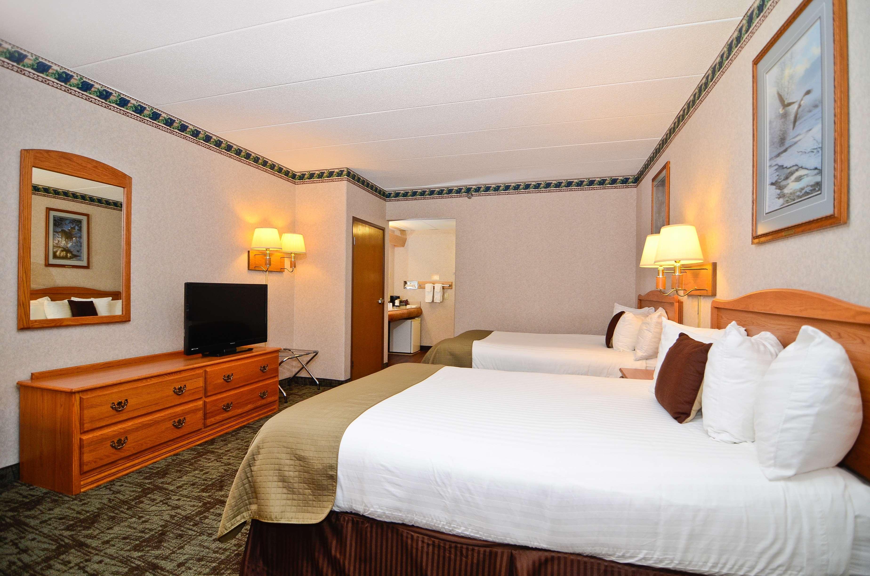 Best Western Northwoods Lodge Сирен Номер фото