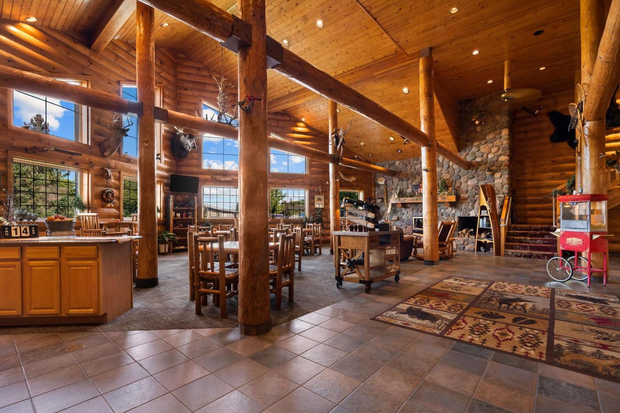 Best Western Northwoods Lodge Сирен Экстерьер фото